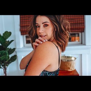 Meet your Posher, Jillian